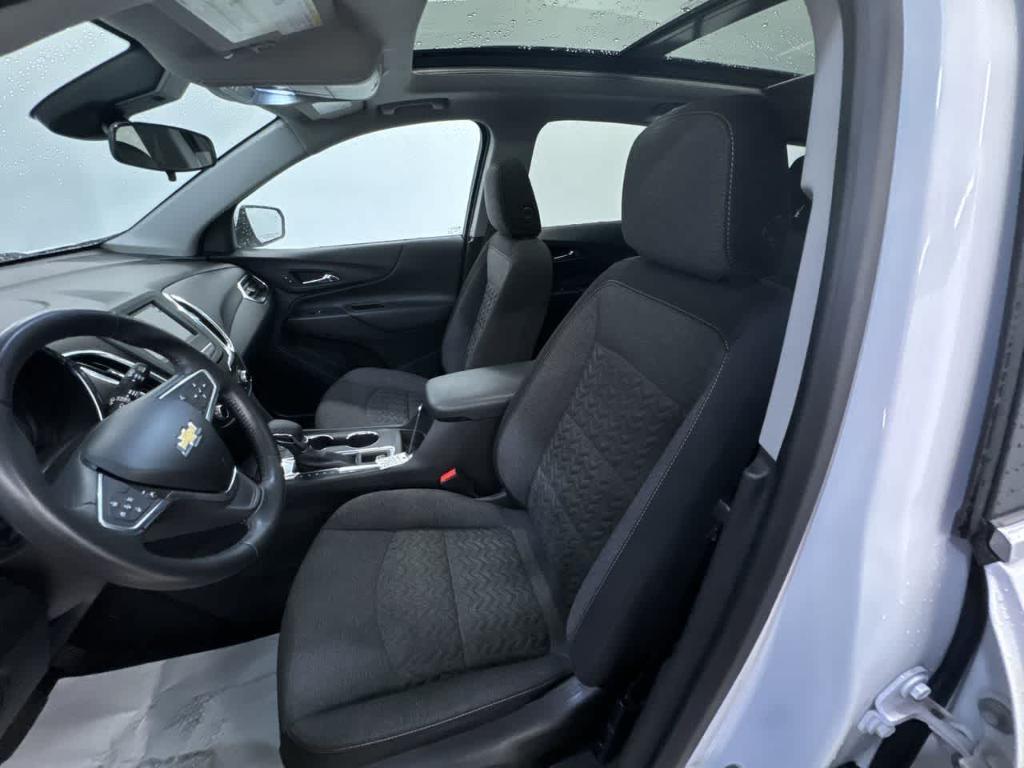 used 2022 Chevrolet Equinox car, priced at $22,366