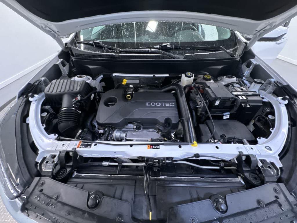 used 2022 Chevrolet Equinox car, priced at $22,366