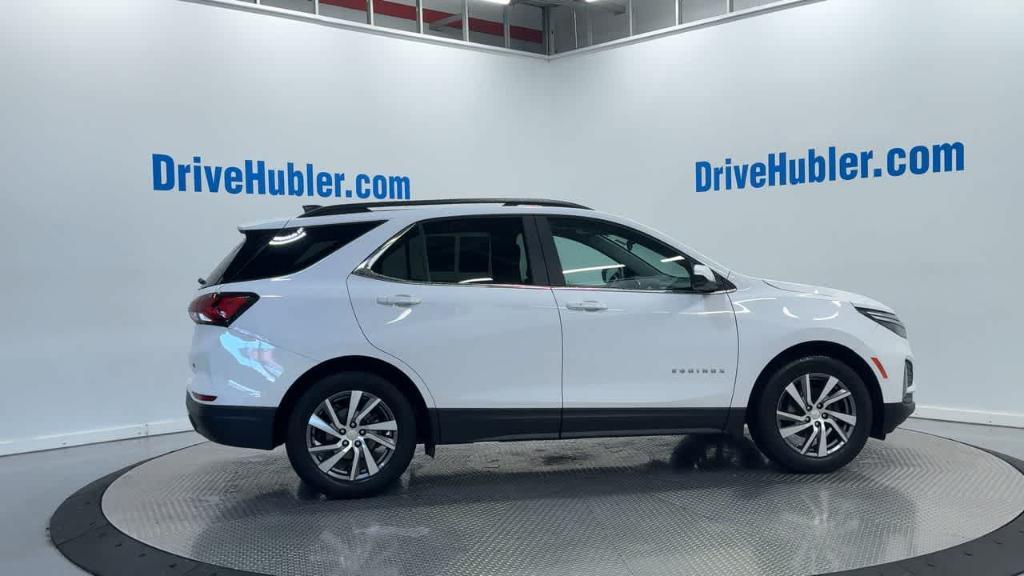 used 2022 Chevrolet Equinox car, priced at $22,366