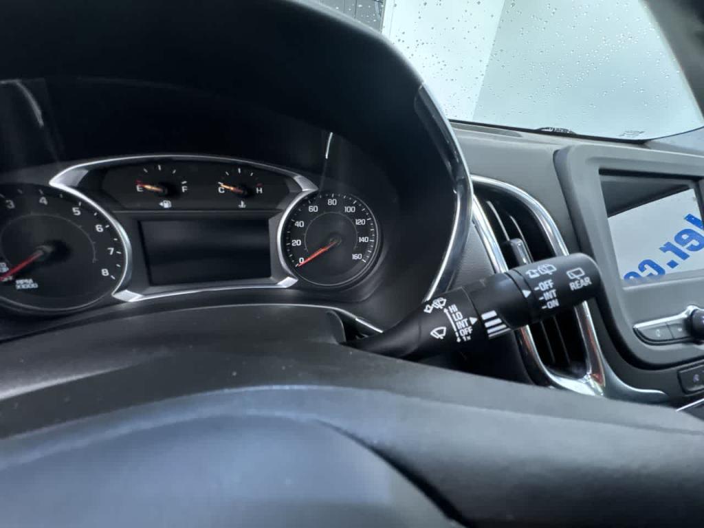 used 2022 Chevrolet Equinox car, priced at $22,366