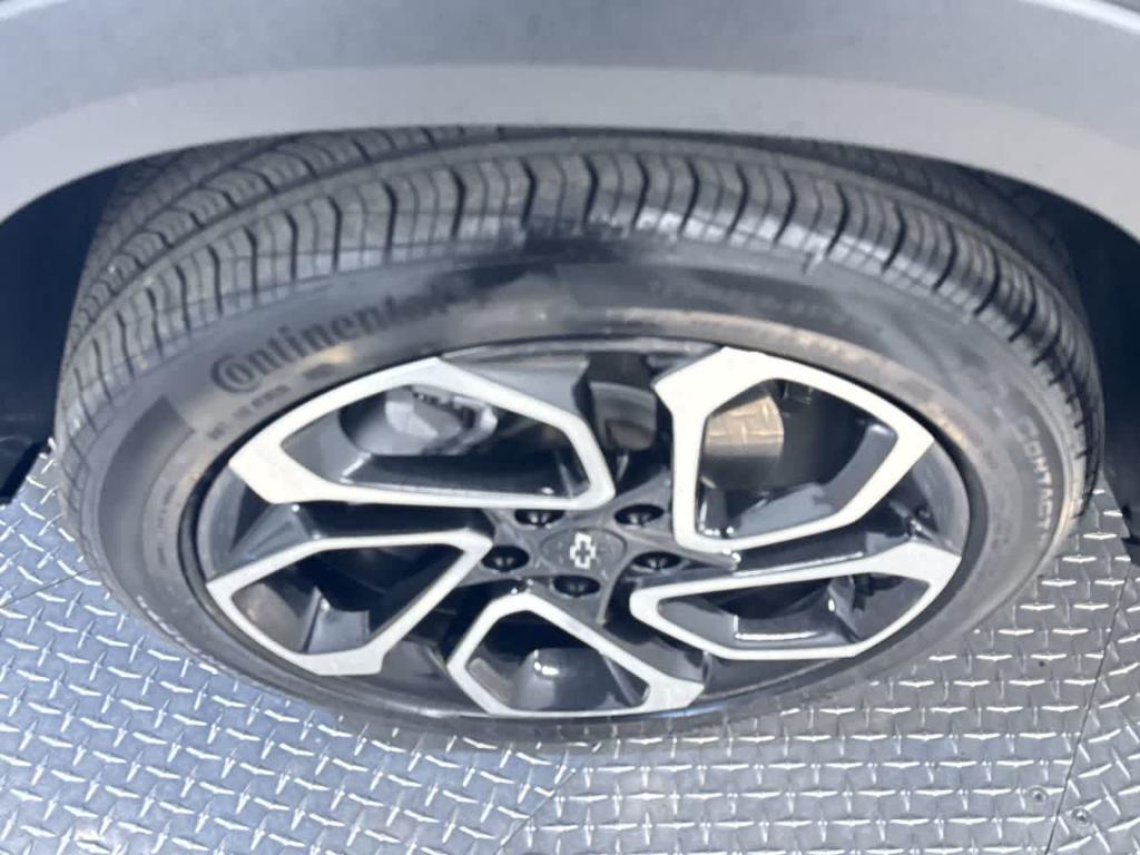 used 2025 Chevrolet Trax car, priced at $27,465