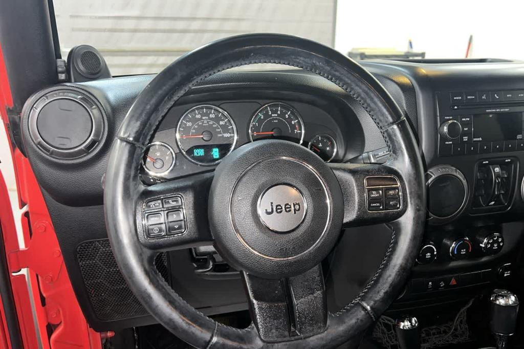 used 2013 Jeep Wrangler Unlimited car, priced at $15,900
