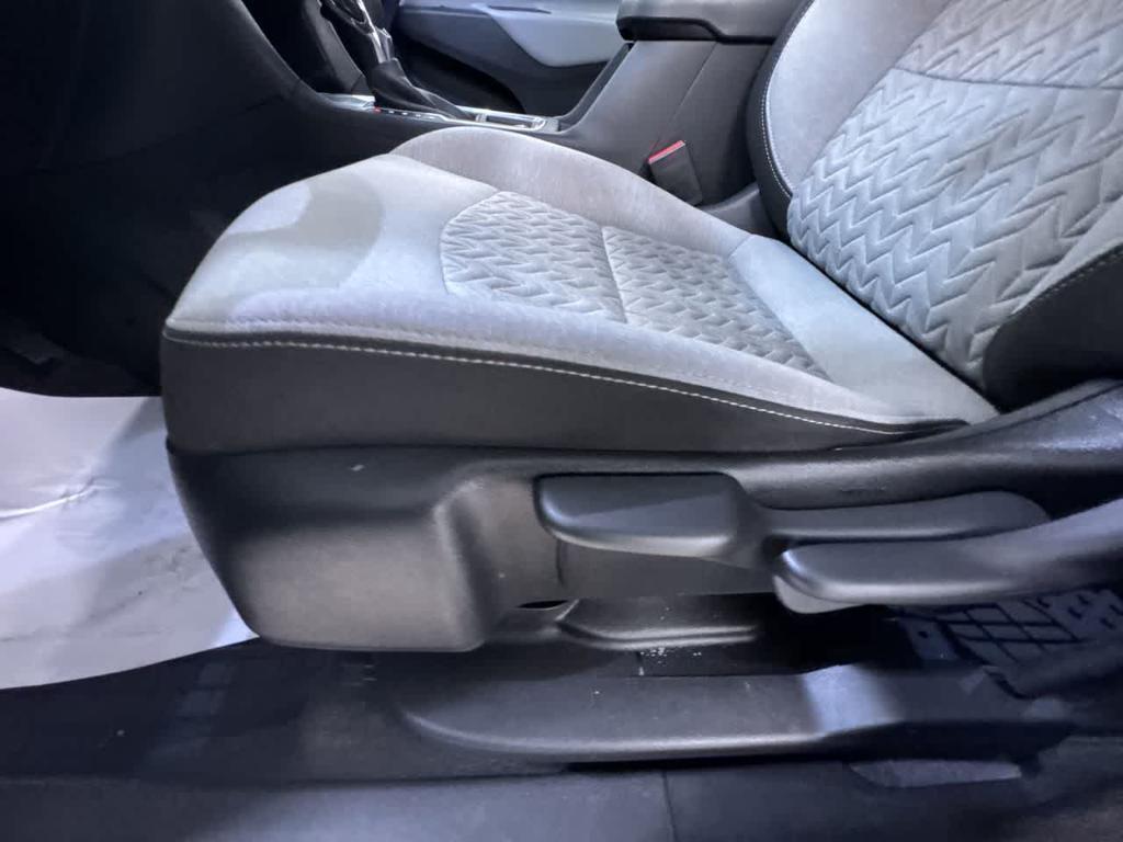 used 2022 Chevrolet Equinox car, priced at $20,495
