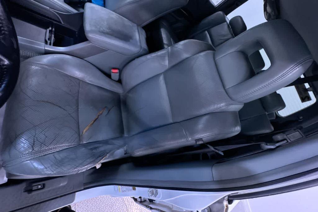 used 2005 Honda Pilot car, priced at $3,975