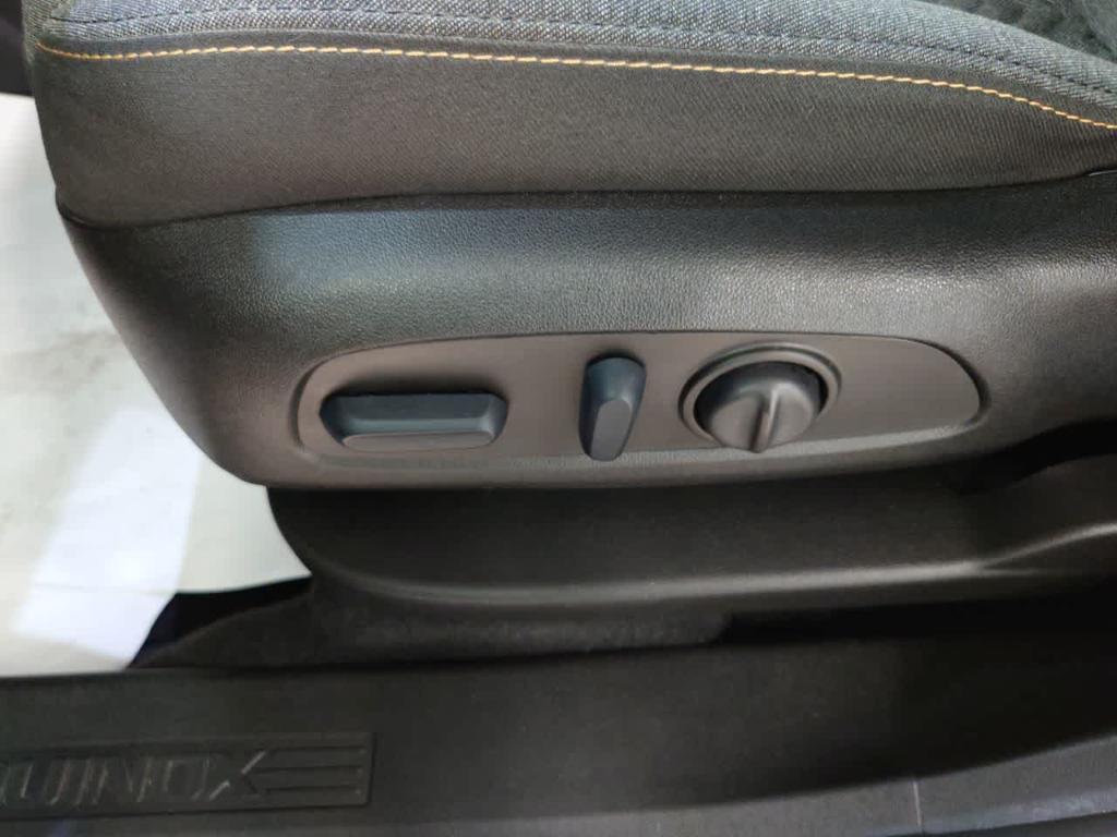 used 2022 Chevrolet Equinox car, priced at $23,370