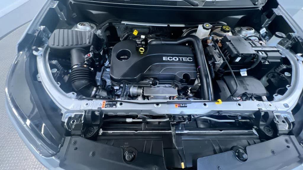 used 2022 Chevrolet Equinox car, priced at $22,796