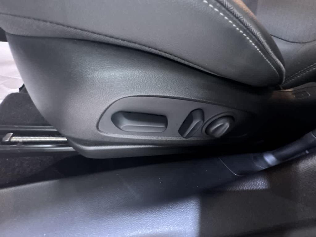 used 2023 Buick Encore GX car, priced at $23,434