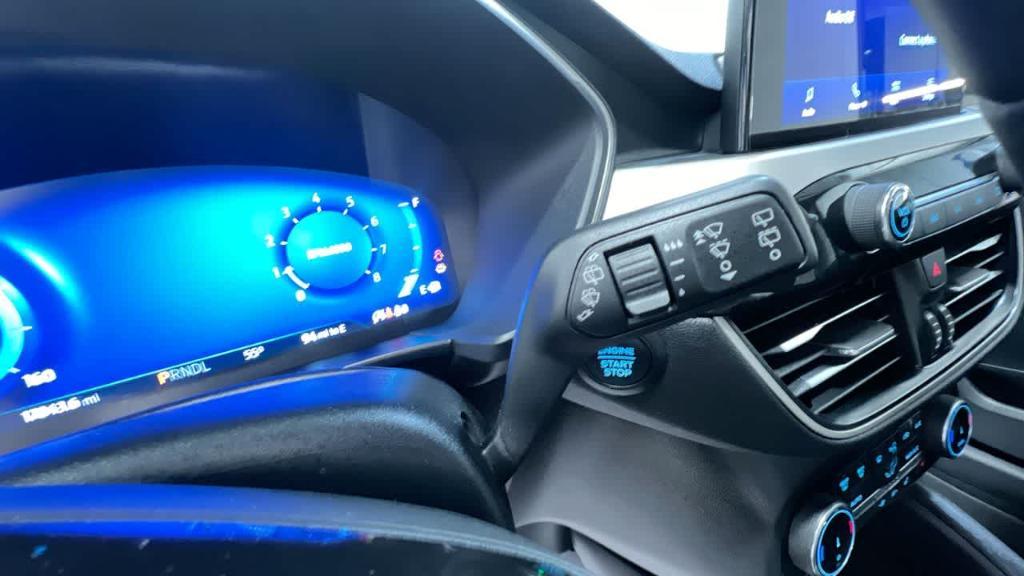 used 2022 Ford Escape car, priced at $26,015