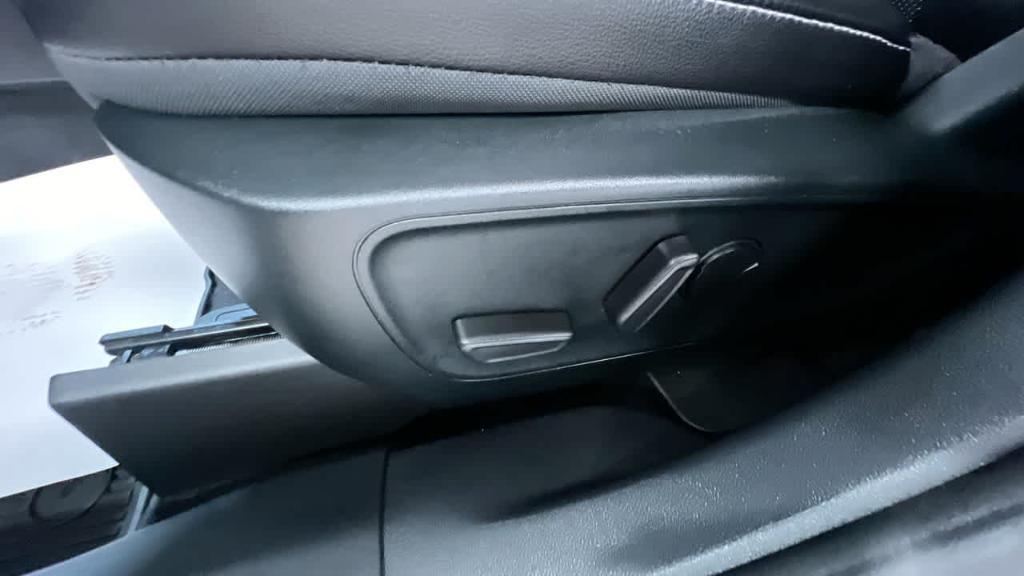used 2022 Ford Escape car, priced at $26,015
