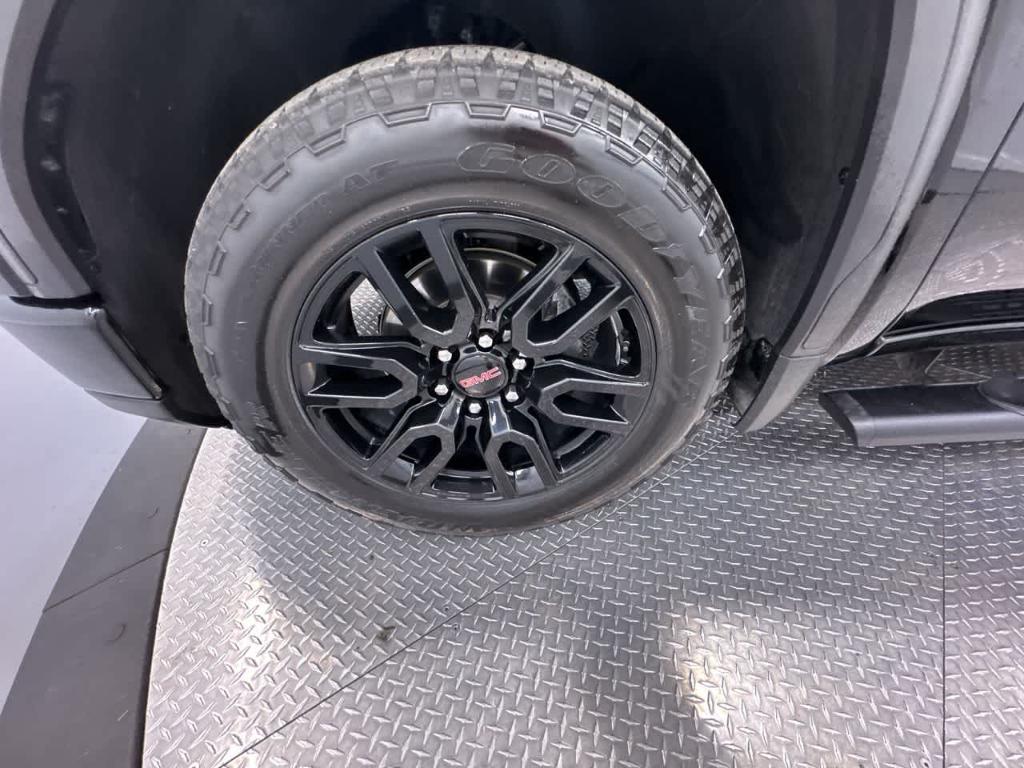 used 2023 GMC Sierra 1500 car, priced at $44,221