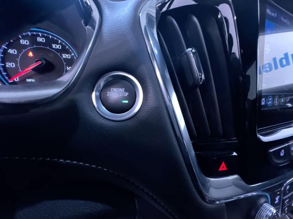 used 2023 Chevrolet Traverse car, priced at $33,199