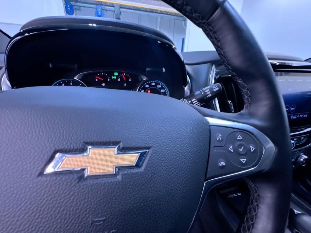 used 2023 Chevrolet Traverse car, priced at $33,199