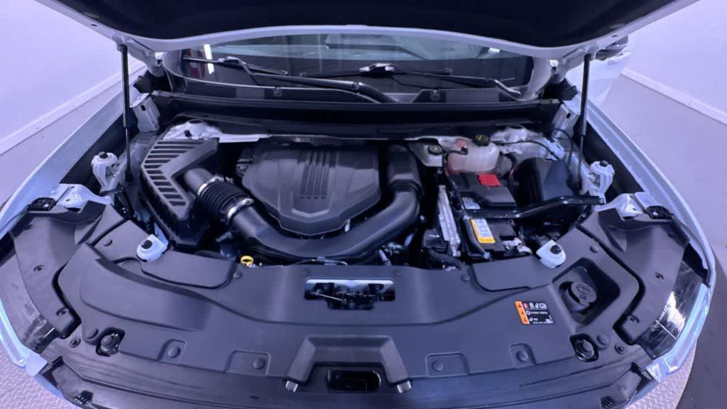 used 2025 GMC Acadia car, priced at $38,500