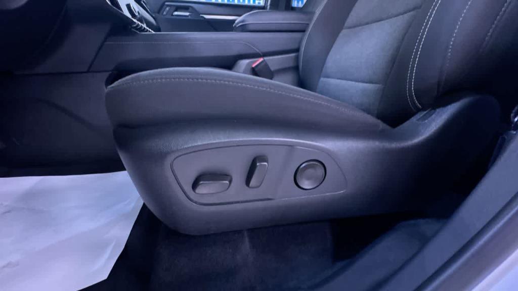 used 2025 GMC Acadia car, priced at $38,500