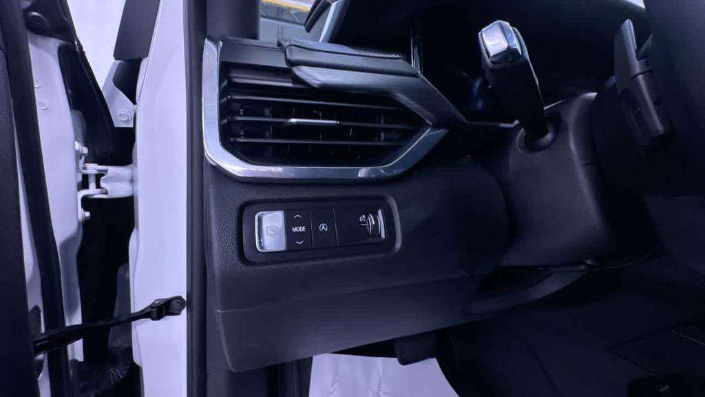 used 2025 GMC Acadia car, priced at $38,500