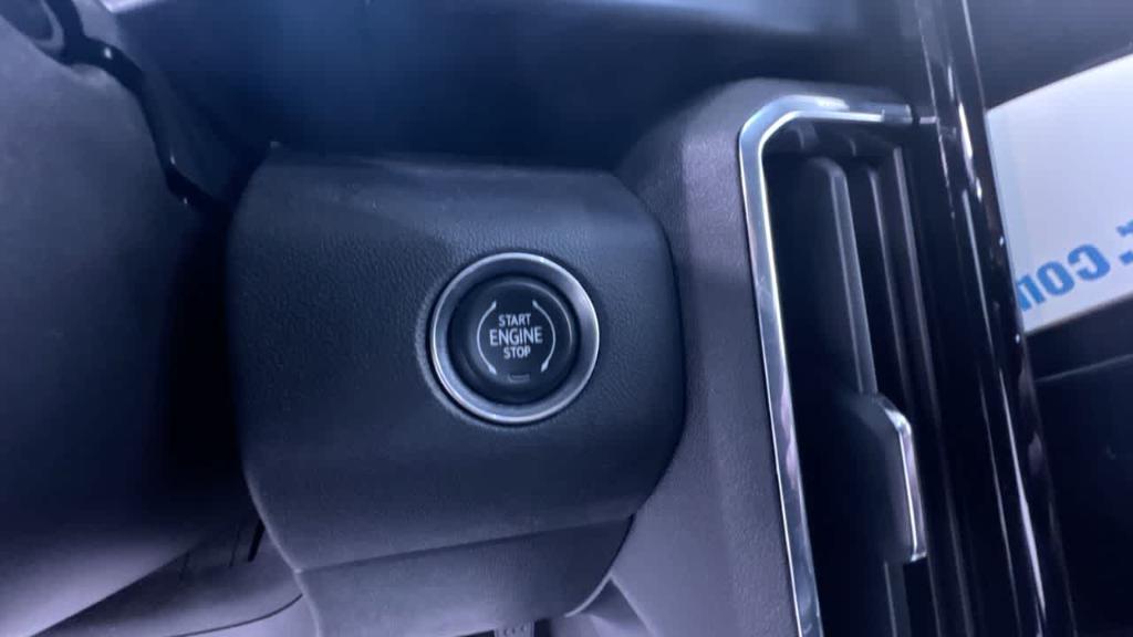 used 2025 GMC Acadia car, priced at $38,500