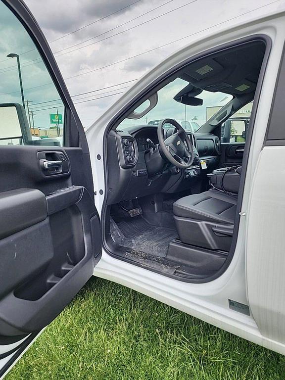 new 2024 Chevrolet Silverado 3500 car, priced at $64,658
