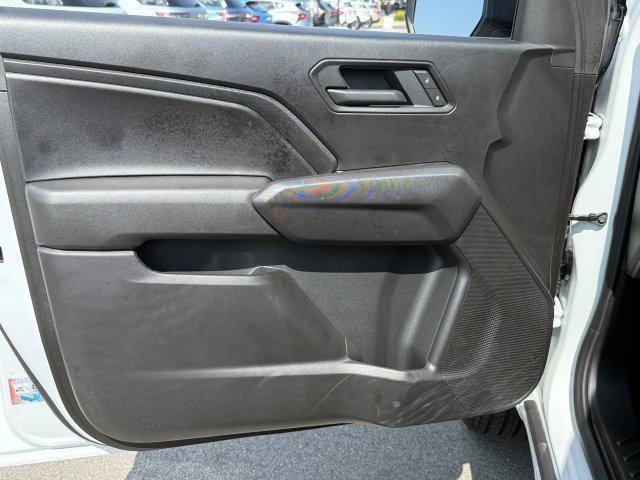 new 2025 Chevrolet Colorado car, priced at $33,495