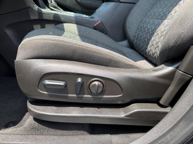 used 2023 Chevrolet Equinox car, priced at $23,656