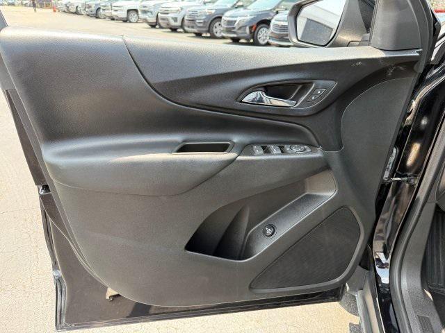 used 2023 Chevrolet Equinox car, priced at $23,656
