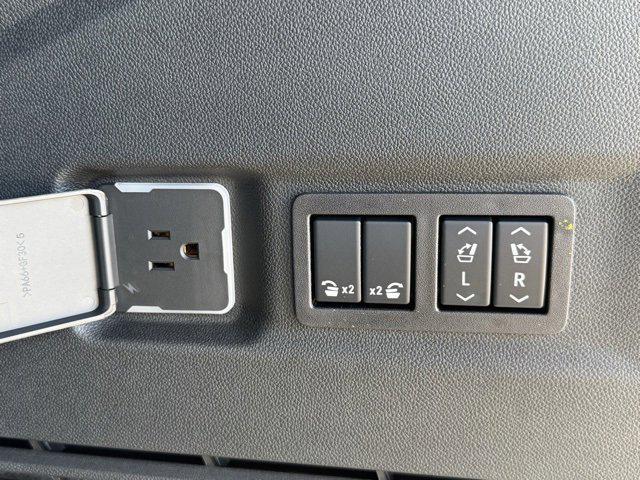 new 2025 GMC Yukon XL car, priced at $104,940