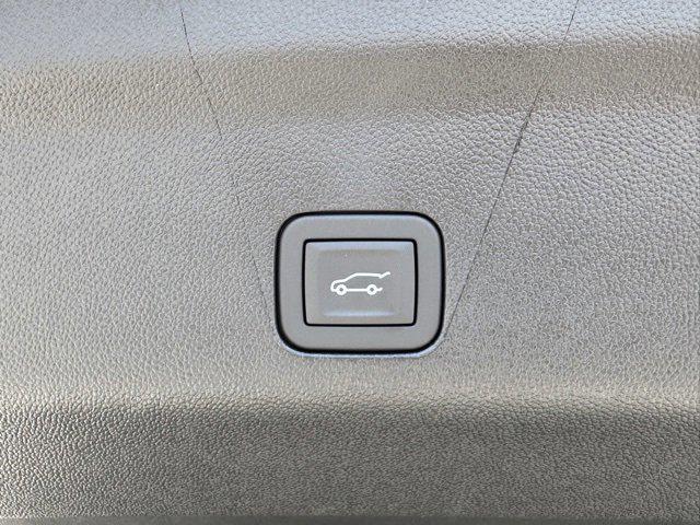 new 2025 GMC Yukon XL car, priced at $104,940