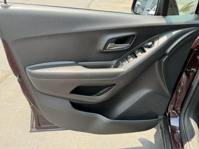 used 2021 Chevrolet Trax car, priced at $17,686