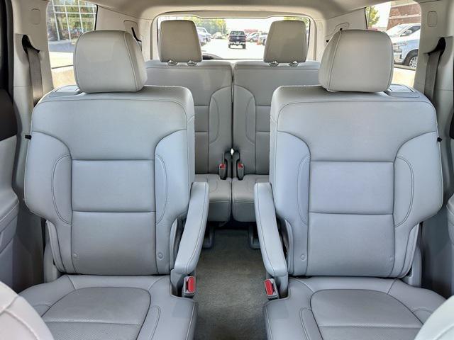 used 2023 GMC Acadia car, priced at $26,961