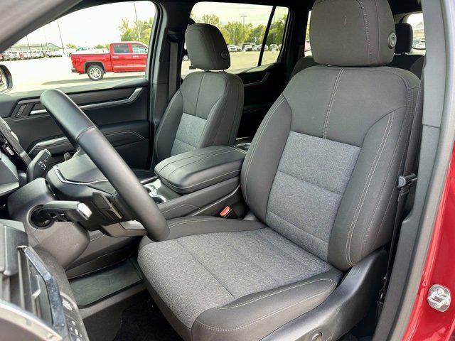 new 2025 GMC Acadia car, priced at $45,475