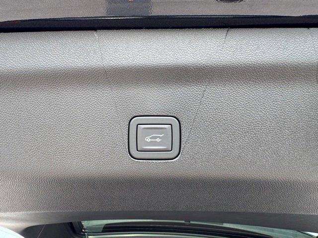 new 2025 GMC Yukon XL car, priced at $89,315