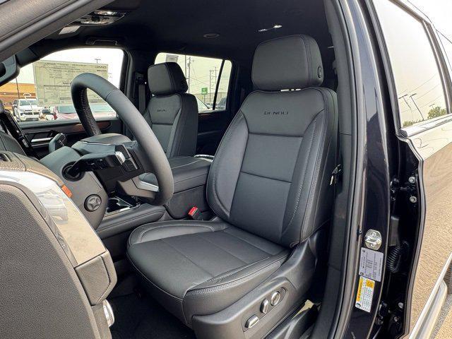 new 2025 GMC Yukon XL car, priced at $89,315