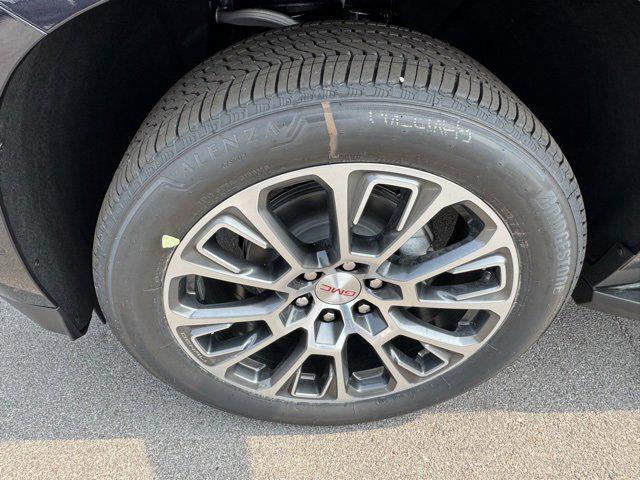 new 2025 GMC Yukon XL car, priced at $89,315