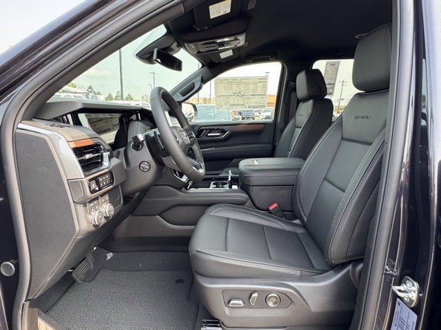 new 2025 GMC Yukon XL car, priced at $89,315