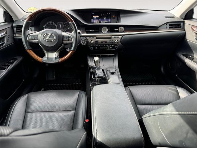 used 2018 Lexus ES 350 car, priced at $22,448