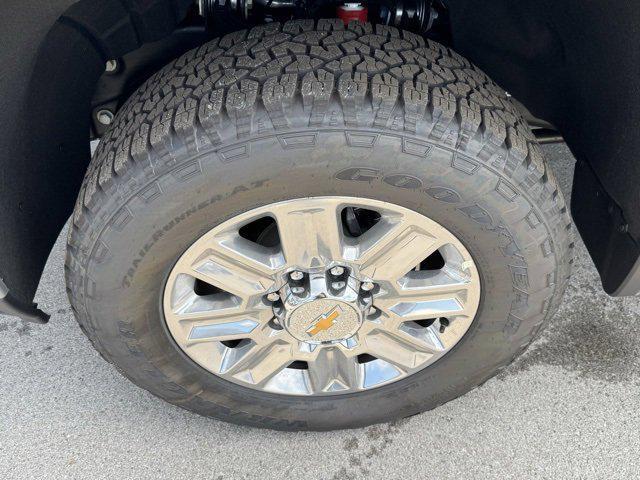 new 2025 Chevrolet Silverado 3500 car, priced at $91,640