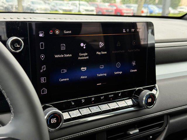new 2025 Chevrolet Colorado car, priced at $43,305