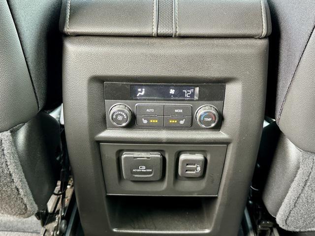 used 2023 Chevrolet Traverse car, priced at $37,681