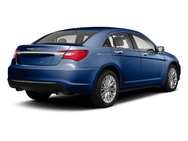 used 2013 Chrysler 200 car