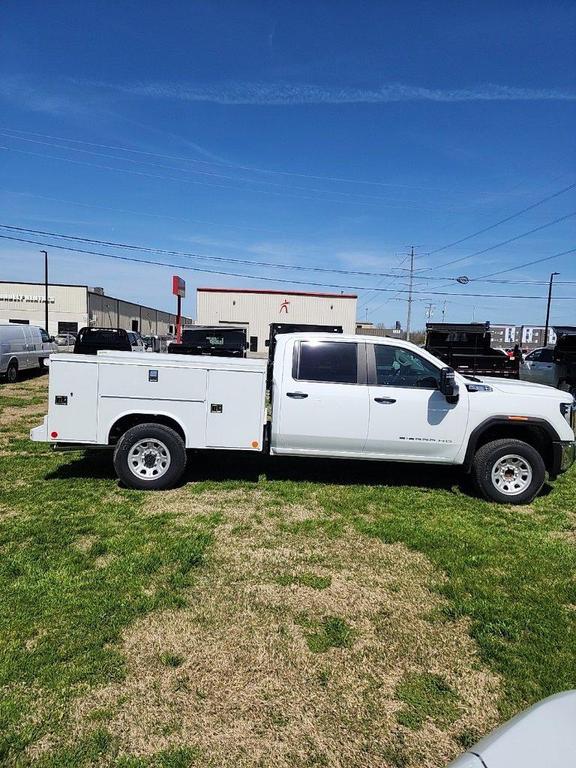 new 2025 GMC Sierra 3500 car, priced at $54,143