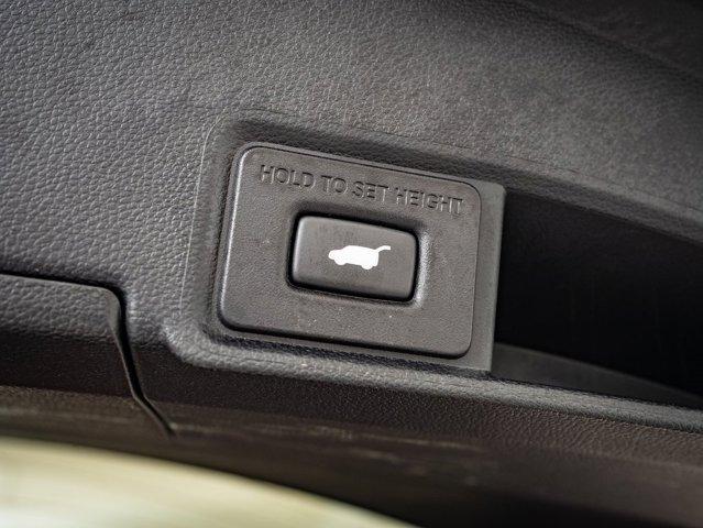 used 2021 Acura RDX car, priced at $25,798