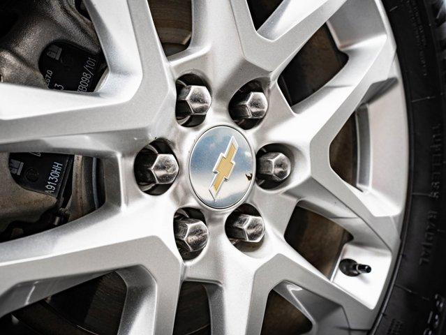used 2021 Chevrolet Traverse car, priced at $19,598