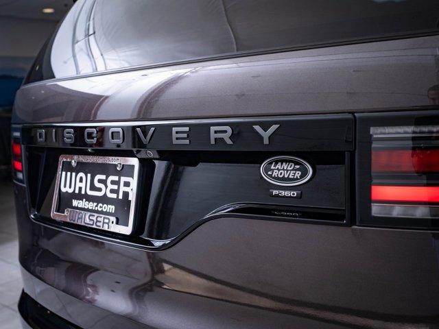 used 2022 Land Rover Discovery car, priced at $45,598