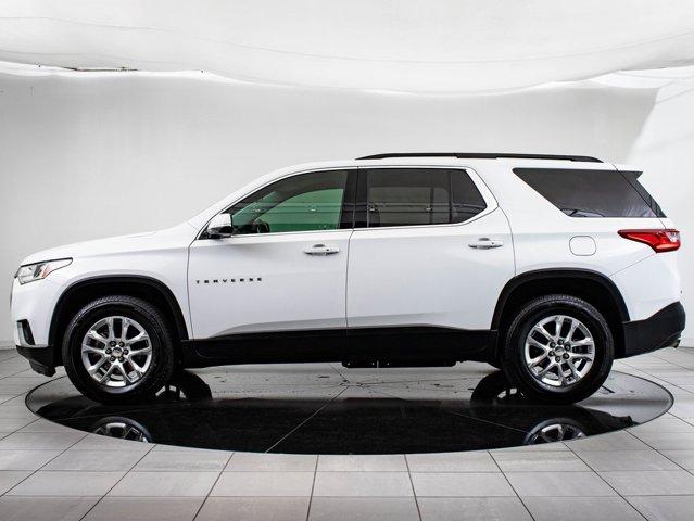 used 2020 Chevrolet Traverse car, priced at $27,998