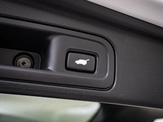 used 2022 Honda Pilot car, priced at $41,298
