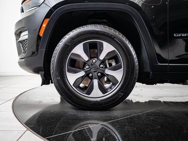 used 2024 Jeep Grand Cherokee car, priced at $33,598