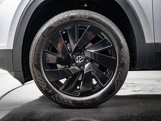 used 2024 Volkswagen Atlas car, priced at $35,998