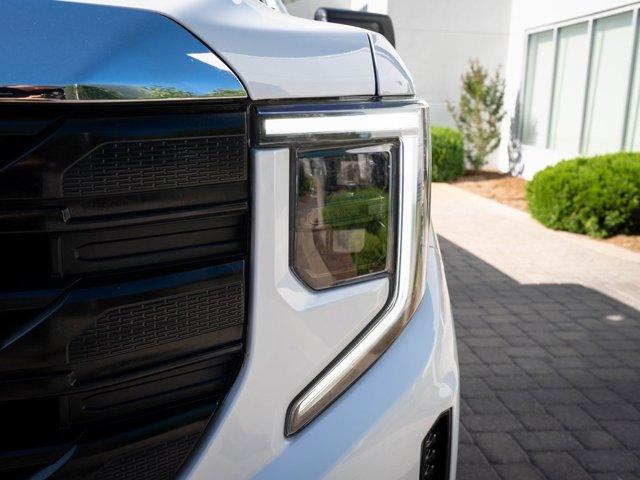 used 2022 GMC Sierra 1500 car, priced at $35,698