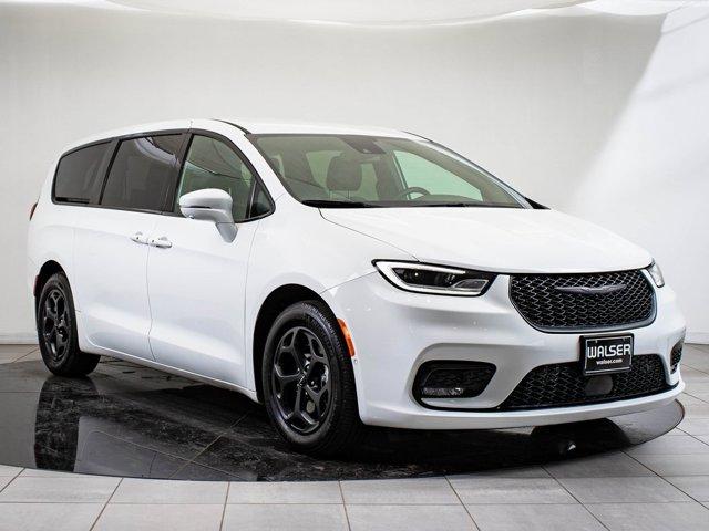 used 2022 Chrysler Pacifica Hybrid car, priced at $32,698
