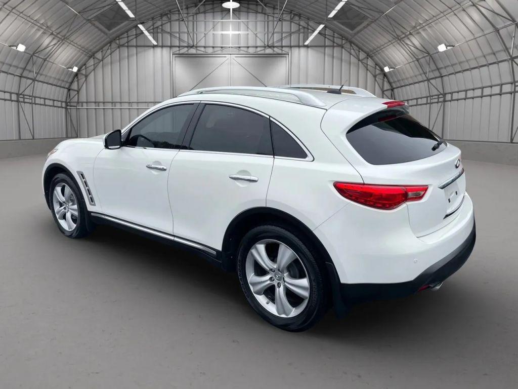 used 2009 INFINITI FX35 car, priced at $9,495