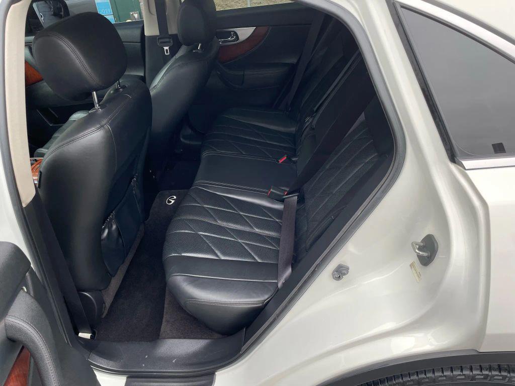 used 2009 INFINITI FX35 car, priced at $9,495